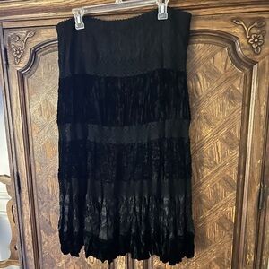 NWT Alberto Makali lace and velvet tiered skirt-black size 14